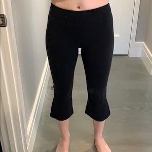 Black lululemon bootcut Capri leggings